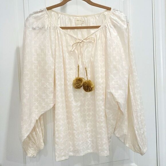Share with.....Cream color Women’s Peasant Blouse, Size 2 - Picture 1 of 8